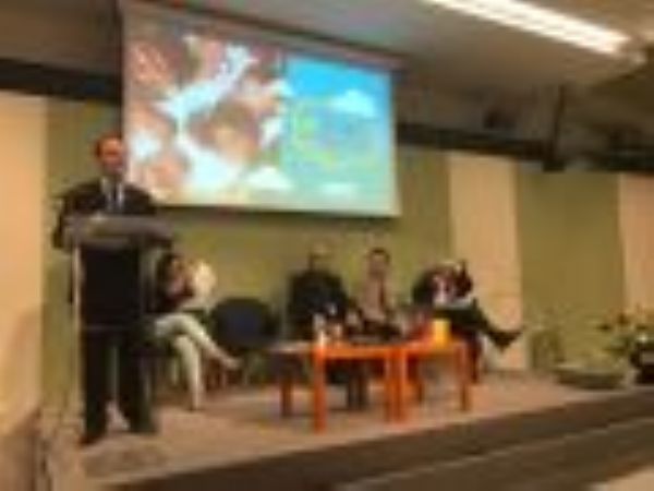 Sicredi apresenta iniciativa de responsabilidade social em congresso internacional na It&aacute;lia