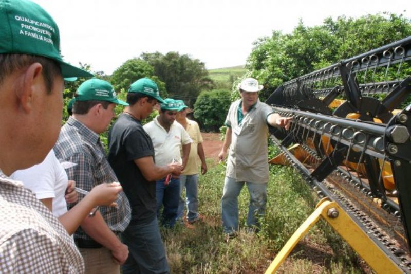 Mesmo com redução no repasse, SENAR-PR mantém atendimento aos produtores rurais do Paraná