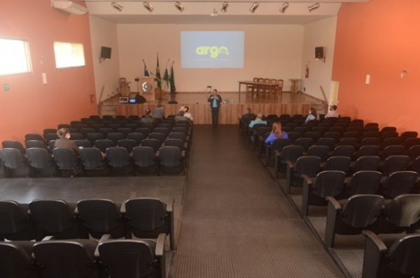 Comissão do Leite debate produção de queijos e gestão