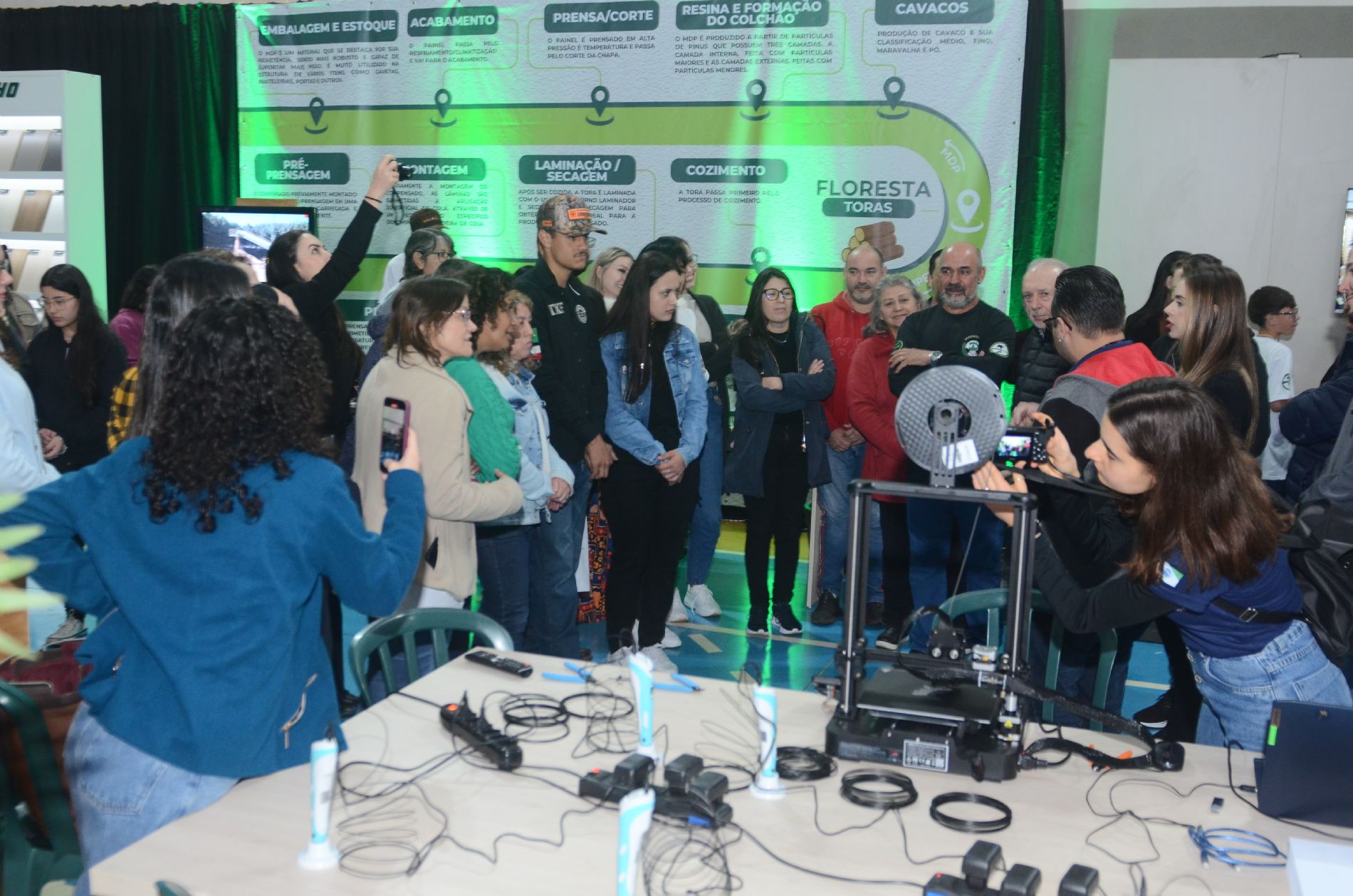 Colégio Estadual do Campo da Palmeirinha realiza sua 2ª Feira de Agronegócios