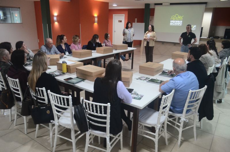 Começa o Programa Herdeiros do Campo, do Sistema FAEP, no Sindicato Rural de Guarapuava