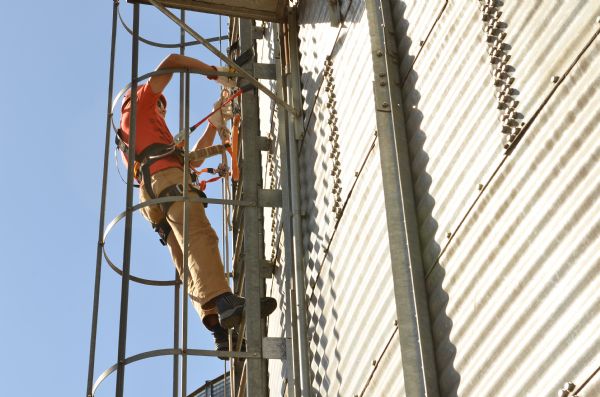 Sindicato Rural e Senar promovem curso de trabalho em altura
